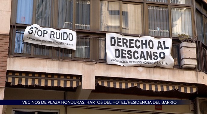 Los vecinos de Plaza de Honduras denuncian un nuevo escándalo en la residencia Damià Bonet